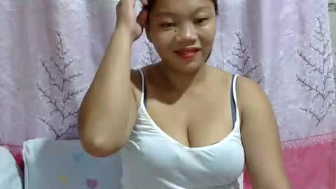 LushPinay online show from December 27, 10:48 pm