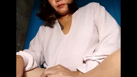 Ana online show from December 17, 7:37 pm