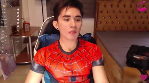 Snapshot of lustdesirex19 chatting on February 14, 6:23 am David online show from February 14, 6:23 am