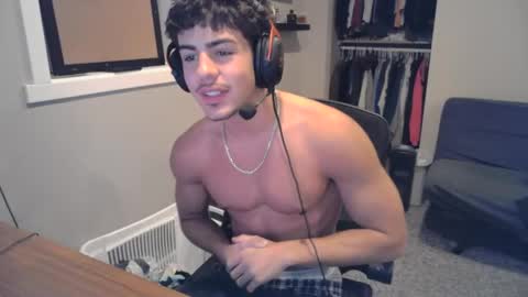lustforlando online show from May 6, 2:19 am