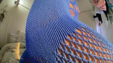 LOLA online show from April 9, 10:04 pm