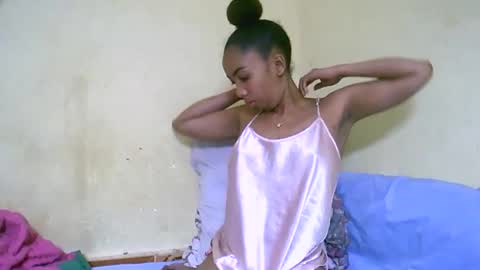 lutchia online show from September 19, 6:52 pm