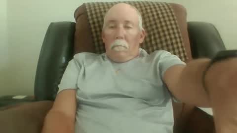 luv269er online show from October 23, 9:57 pm