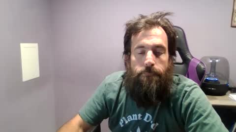 Luv2likslit online show from September 9, 11:59 pm