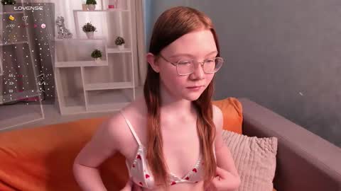 Tessa online show from March 5, 1:56 am