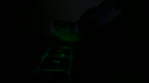 Snapshot of luvdezire chatting on October 21, 9:04 pm Peter Jacksone online show from October 21, 9:04 pm