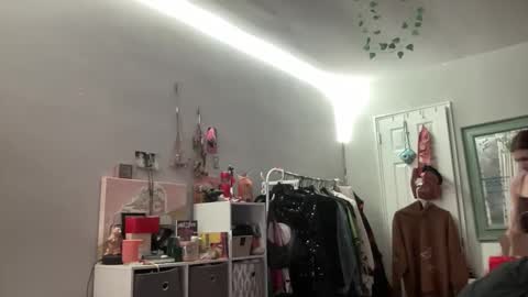 luvkoko online show from February 3, 1:37 am