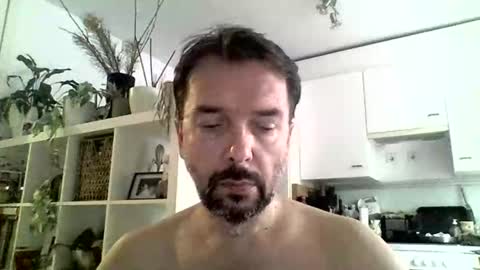 Luvly online show from October 22, 8:47 am