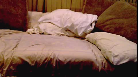 Snapshot of luvthecam2 chatting on December 24, 11:49 am M Jordan online show from December 24, 11:49 am