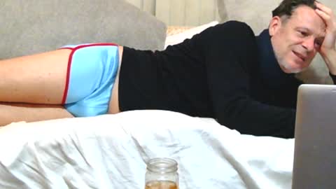 Snapshot of luvthecam2 chatting on January 1, 2:51 am M Jordan online show from January 1, 2:51 am