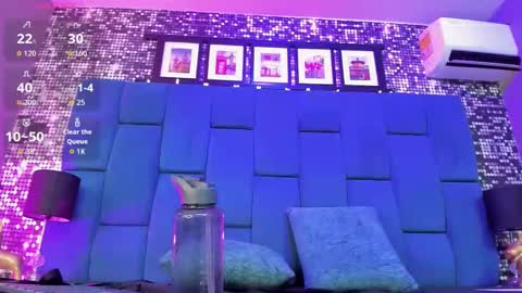 Snapshot of lux_bitchx chatting on November 9, 2:43 am lux_bitchx online show from November 9, 2:43 am