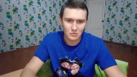 Snapshot of luxeboy_ chatting on October 24, 5:48 am Mike online show from October 24, 5:48 am