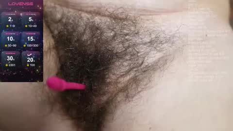 Snapshot of luxegirl67 chatting on November 15, 2:35 pm Sophie online show from November 15, 2:35 pm