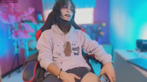 Luxiel 3 online show from March 27, 9:58 pm