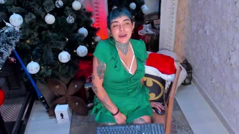 Snapshot of luxifer_666 chatting on December 23, 8:57 pm Luxifer  online show from December 23, 8:57 pm
