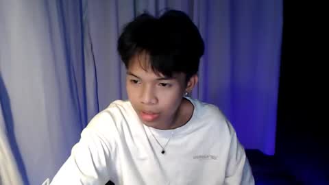 luxirfy online show from March 7, 7:11 pm