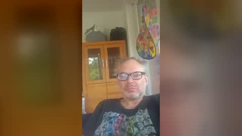 Snapshot of luxrom68 chatting on July 27, 6:20 am Romain online show from July 27, 6:20 am