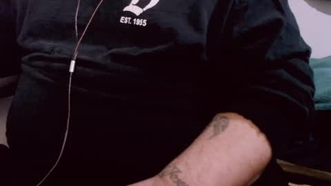 Snapshot of lvcifer_ chatting on February 26, 6:21 pm ayoo online show from February 26, 6:21 pm