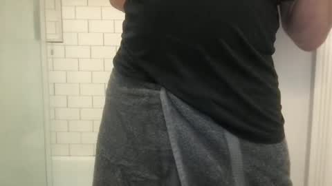 Snapshot of lvguynextdoor440656 chatting on October 31, 1:06 am lvguynextdoor440656 online show from October 31, 1:06 am