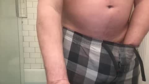 lvguynextdoor440656 online show from March 22, 11:52 pm