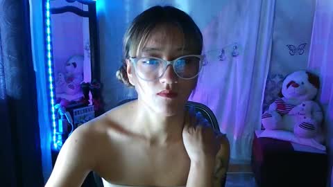 Call me Lia  online show from October 14, 9:48 pm
