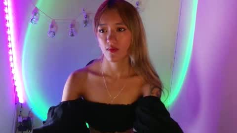 Call me Lia  online show from January 5, 9:40 pm