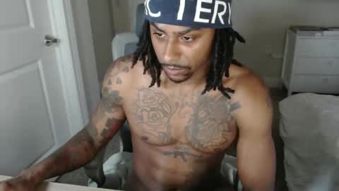 Snapshot of lybbxxx chatting on December 16, 4:56 pm CumAgain online show from December 16, 4:56 pm