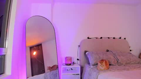 ALIS online show from March 3, 1:12 am