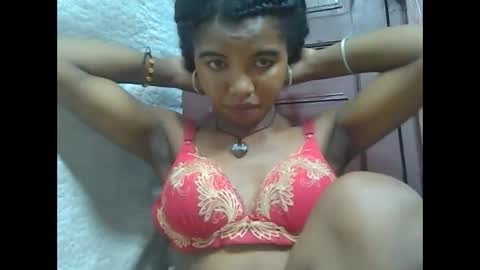 Snapshot of lydialarin chatting on February 16, 4:32 pm Lydiah online show from February 16, 4:32 pm