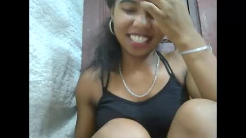 Snapshot of lydialarin chatting on February 26, 3:41 pm Lydiah online show from February 26, 3:41 pm