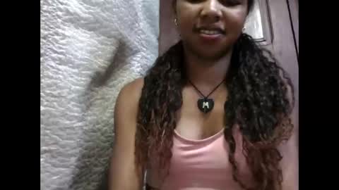 Snapshot of lydialarin chatting on September 29, 3:39 pm Lydiah online show from September 29, 3:39 pm