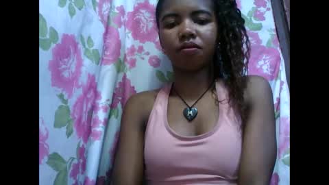 Snapshot of lydialarin chatting on October 2, 5:31 pm Lydiah online show from October 2, 5:31 pm