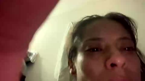 Snapshot of lydiasarch chatting on September 10, 1:05 am lydiasarch online show from September 10, 1:05 am