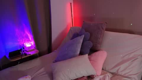 Lyhana Lee online show from January 13, 10:42 am