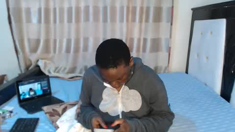 Snapshot of lyiajee chatting on October 13, 7:41 am lyiajee online show from October 13, 7:41 am