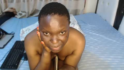 Snapshot of lyiajee chatting on October 17, 8:28 am lyiajee online show from October 17, 8:28 am