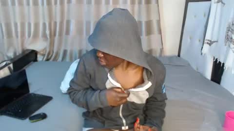 Snapshot of lyiajee chatting on October 29, 7:21 am lyiajee online show from October 29, 7:21 am