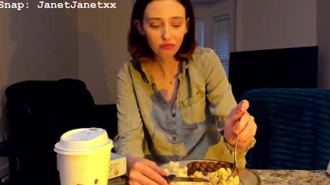 LylacDoll online show from January 8, 10:34 pm