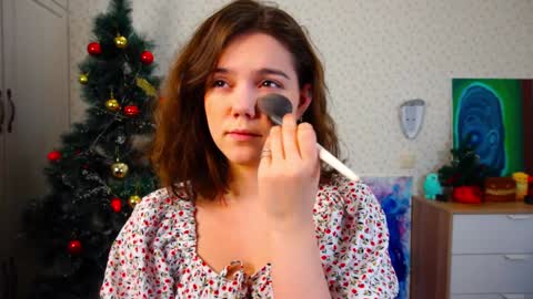 Snapshot of lyle_art chatting on January 11, 3:13 am hi im Lyle online show from January 11, 3:13 am