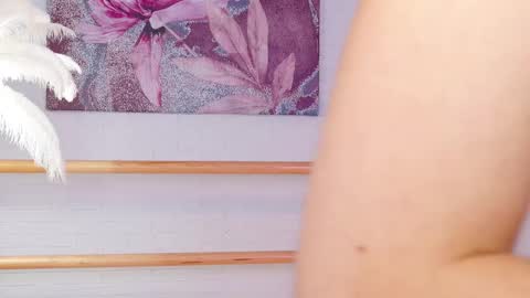 Lyly   online show from March 1, 8:45 am