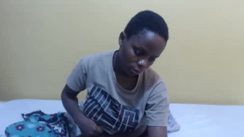 Snapshot of lyn_anna chatting on February 24, 12:05 pm lyn_anna online show from February 24, 12:05 pm