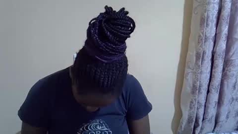 Snapshot of lyn_anna chatting on September 28, 8:52 am lyn_anna online show from September 28, 8:52 am