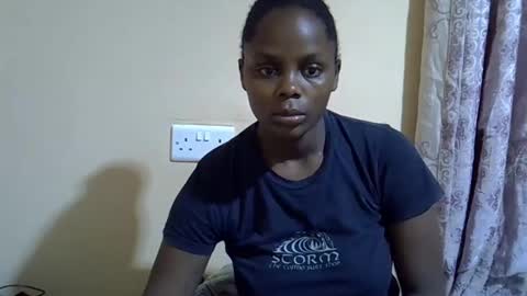 Snapshot of lyn_anna chatting on October 27, 5:11 am lyn_anna online show from October 27, 5:11 am