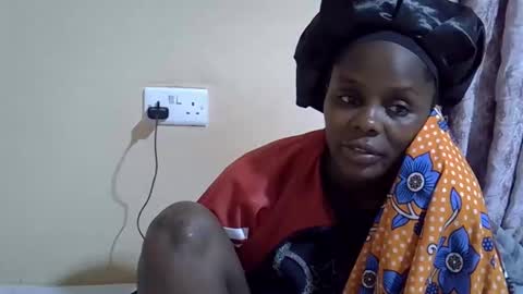 Snapshot of lyn_anna chatting on October 31, 7:37 pm lyn_anna online show from October 31, 7:37 pm