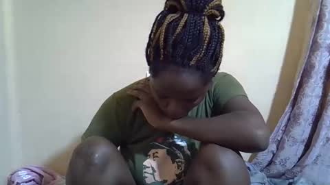 Snapshot of lyn_anna chatting on November 17, 11:49 am lyn_anna online show from November 17, 11:49 am