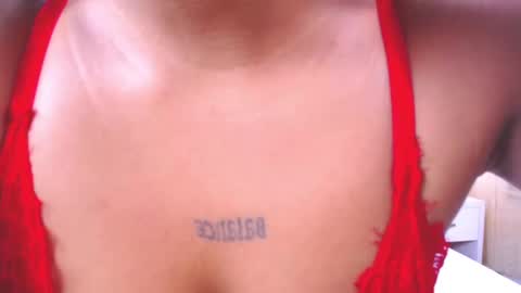 Lyn online show from February 17, 11:34 am