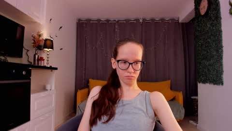 Sara online show from February 5, 4:14 pm