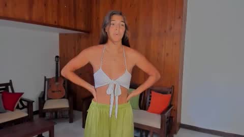 Snapshot of lynn_jackson chatting on November 17, 4:40 am LYNN online show from November 17, 4:40 am