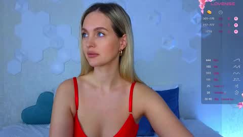 Lana online show from December 4, 4:00 am