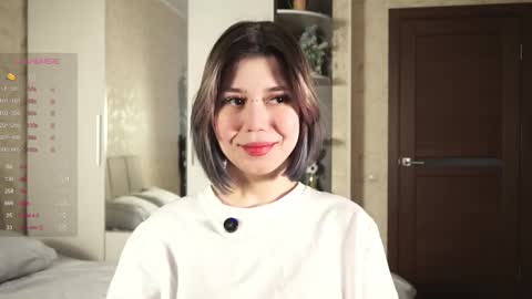 Lola online show from February 27, 7:44 am